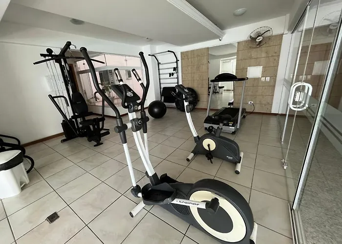 Apartamento 2 Quartos Completo 200 M Da Praia